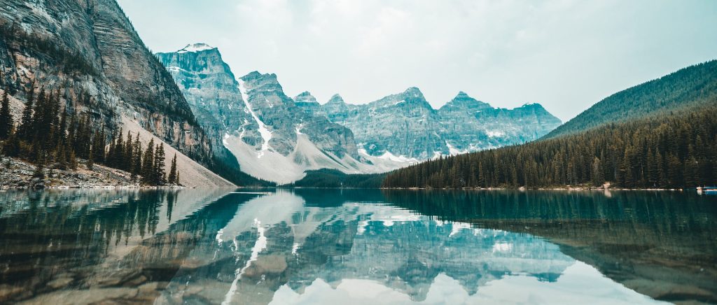 a lake, mountain and trees